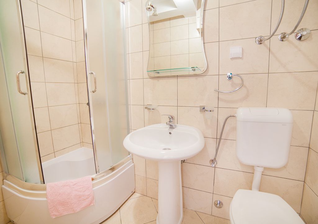 Photo of Bathroom in Petrovac
