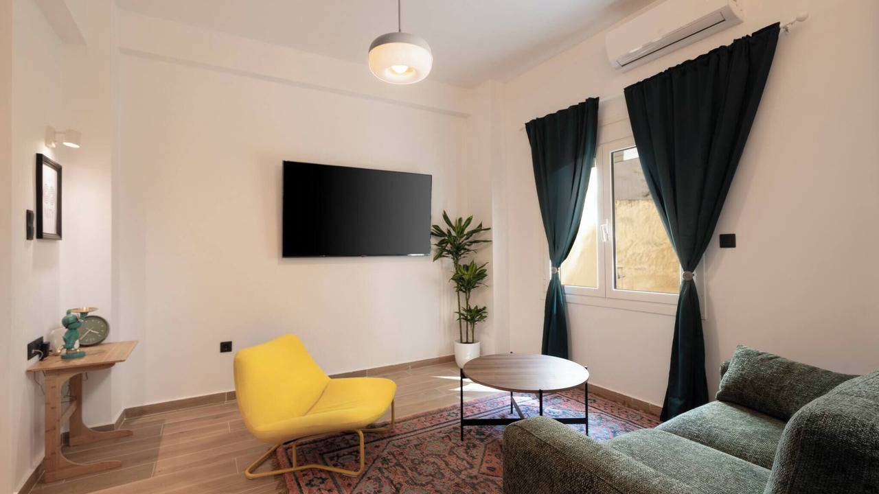 Photo of Livingroom in Petralona