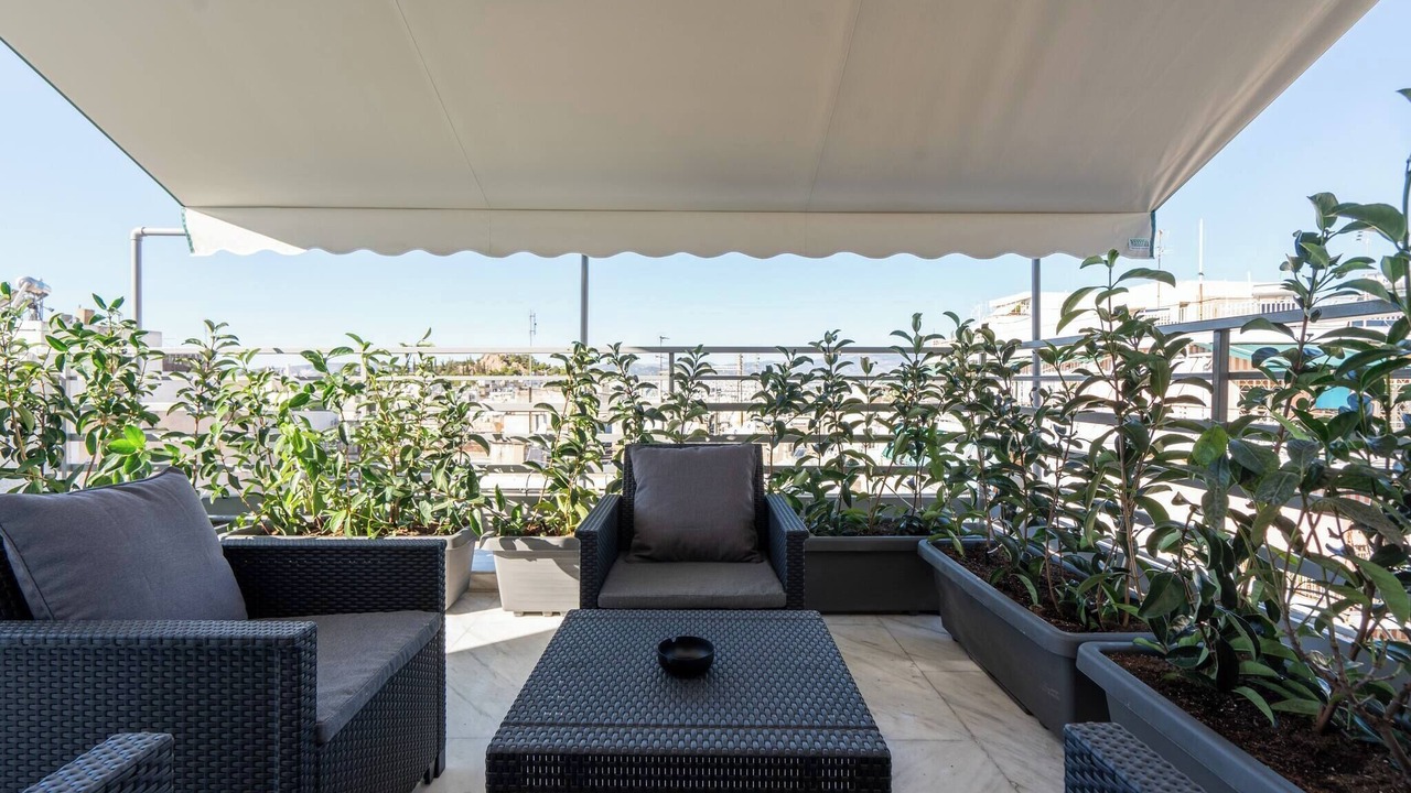 Photo of Patio Balcony in Neapoli