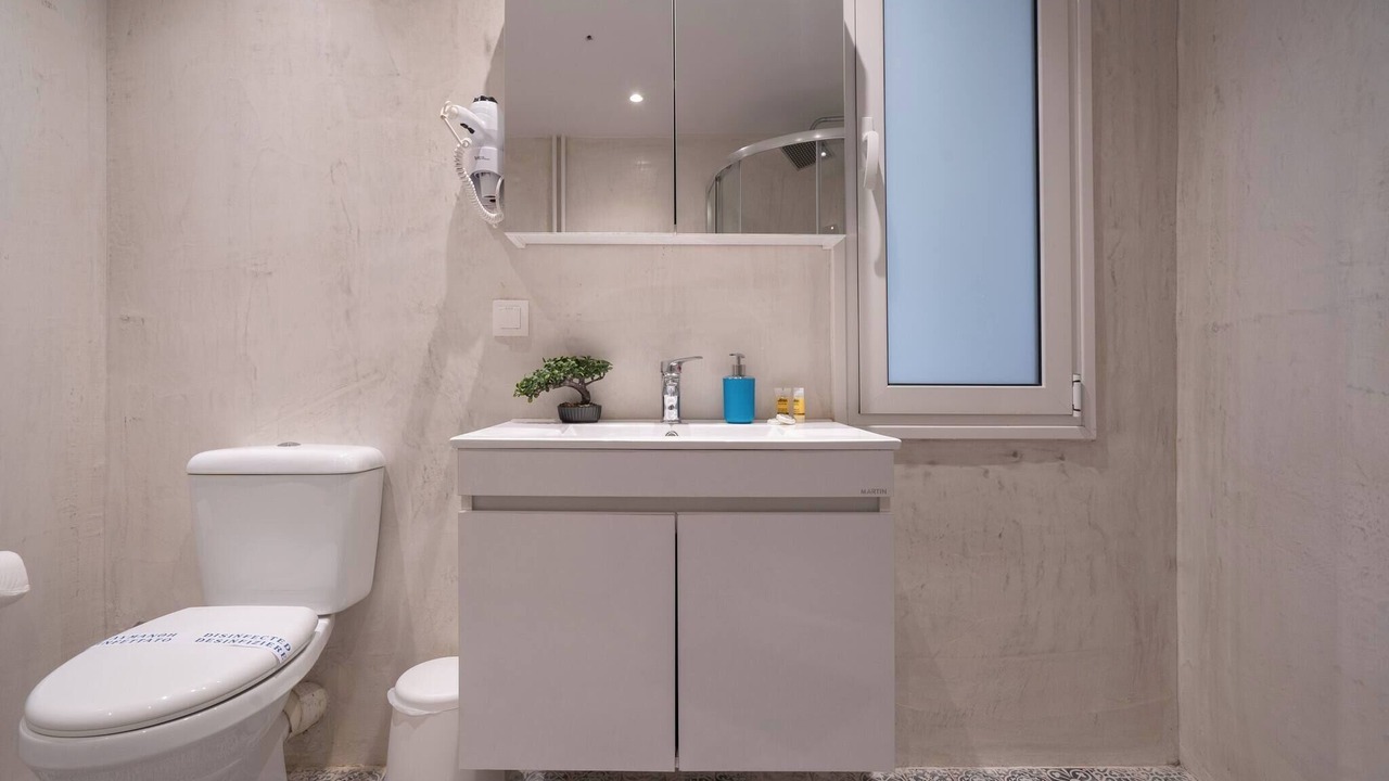Photo of Bathroom in Exarhia