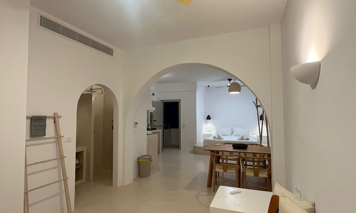 Photo of Bedroom in Ios Town