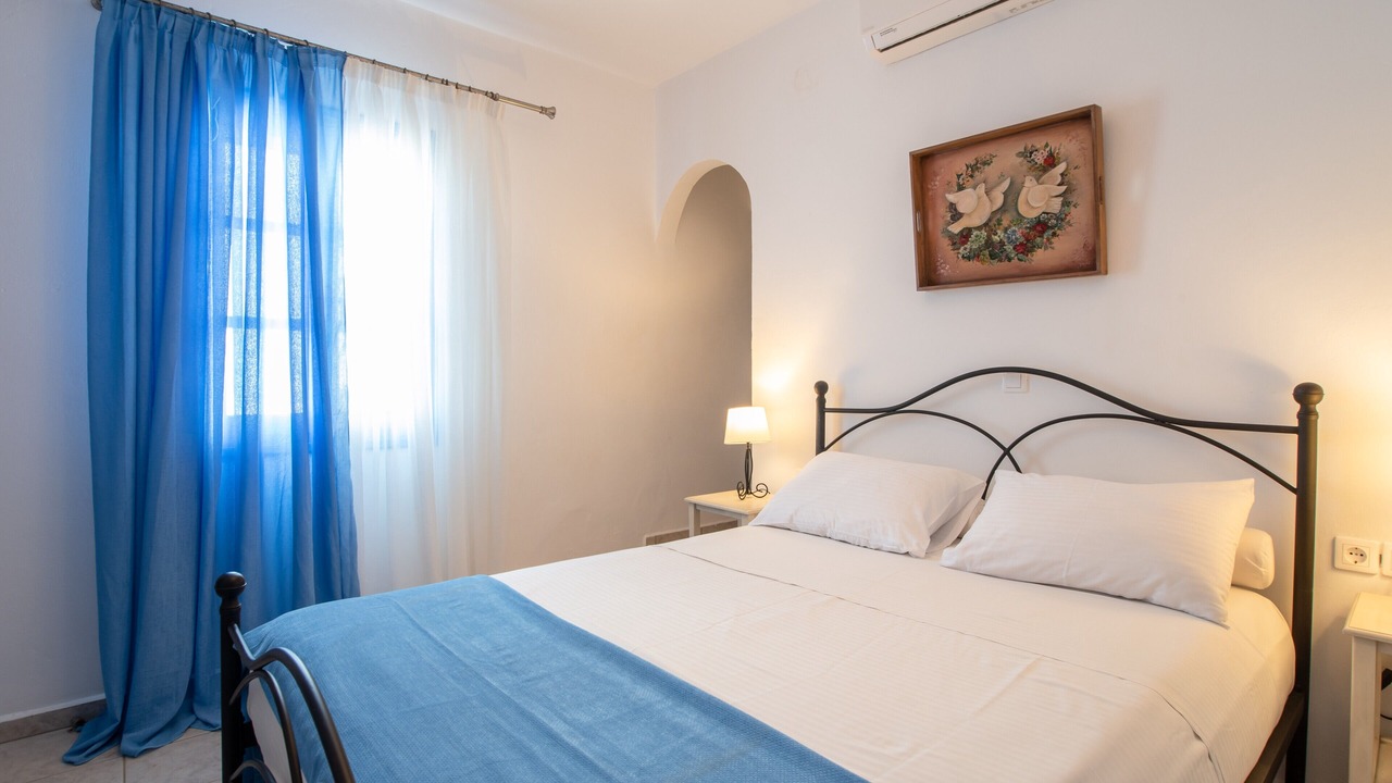 Photo of Bedroom in Antiparos