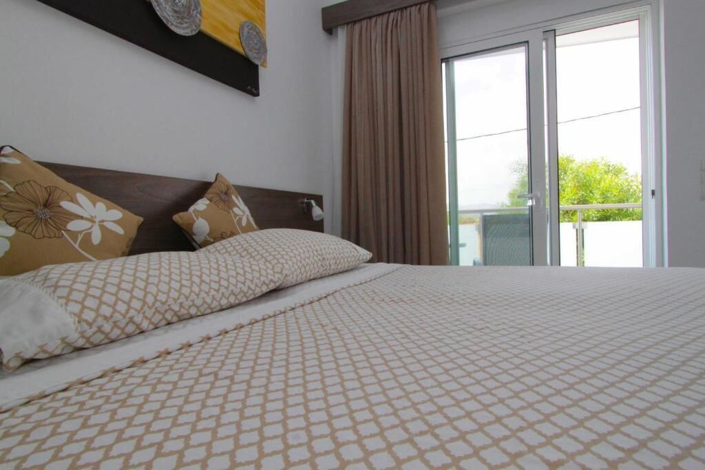 Photo of Bedroom in Haraki