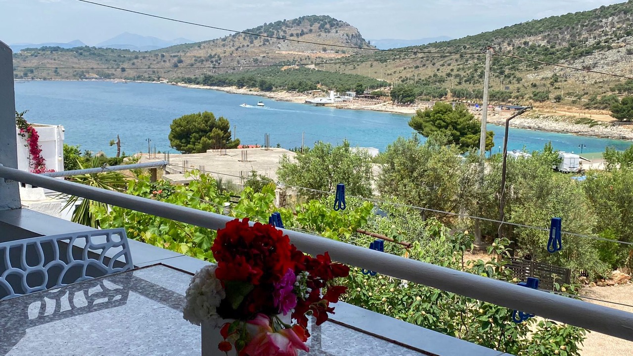 Photo of Patio Balcony in Ksamil