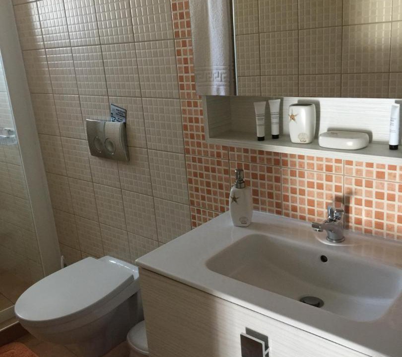 Photo of Bathroom in Rhodes Old Town