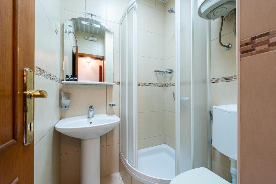 Photo of Bathroom in Podmaine