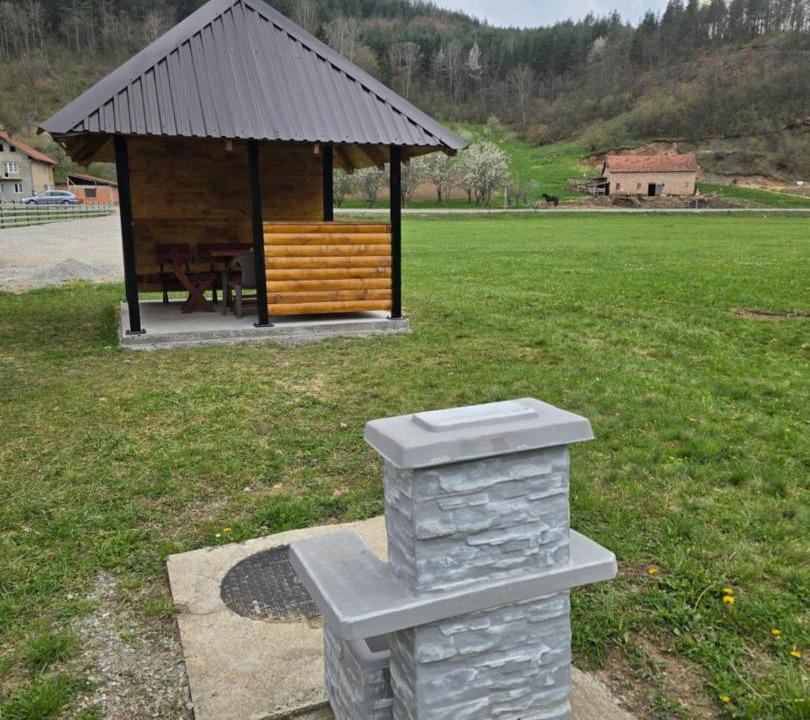 Photo of Others in Ninkovici