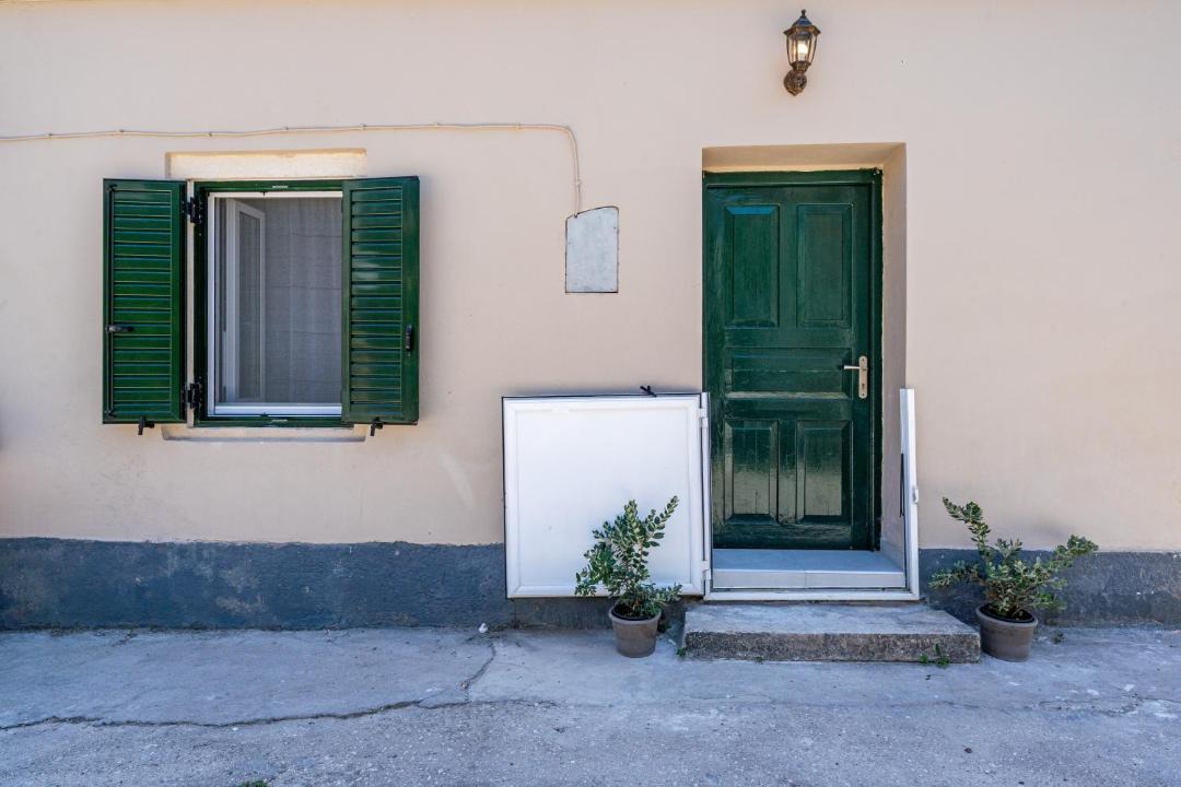 Photo of Others in Gaios
