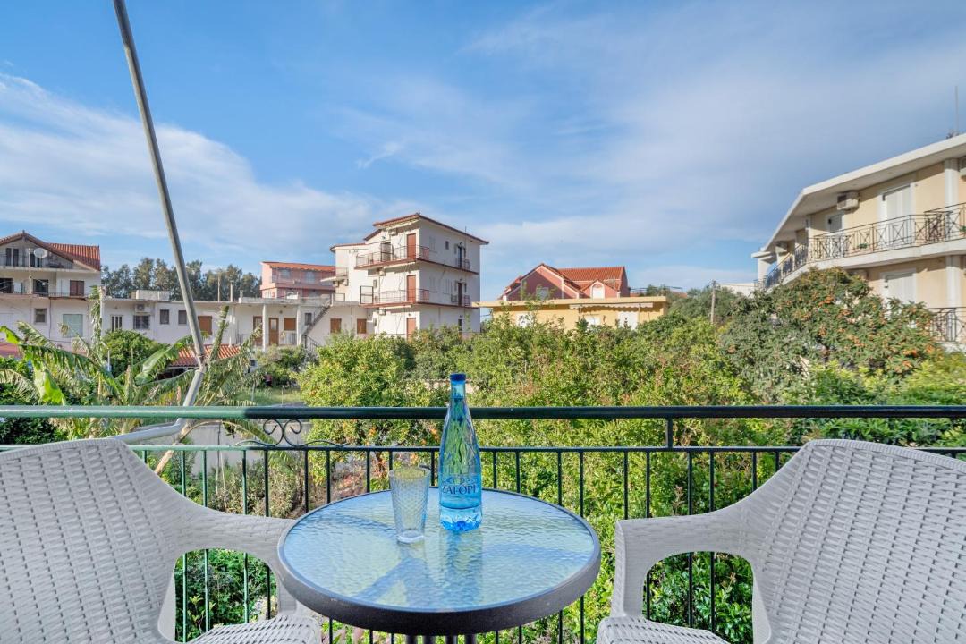 Photo of Patio Balcony in Poros