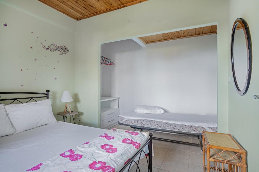 Photo of Bedroom in Poros