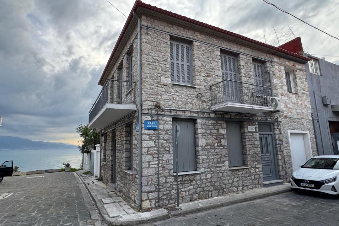 Photo of Buildings in Gefira Mpania