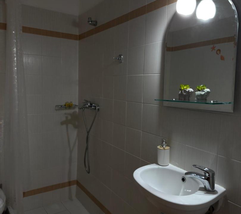 Photo of Bathroom in Loutra Edipsou