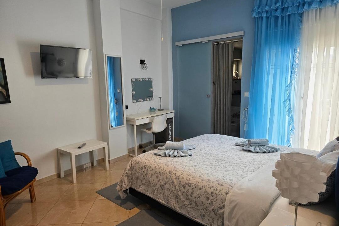 Photo of Bedroom in Itea