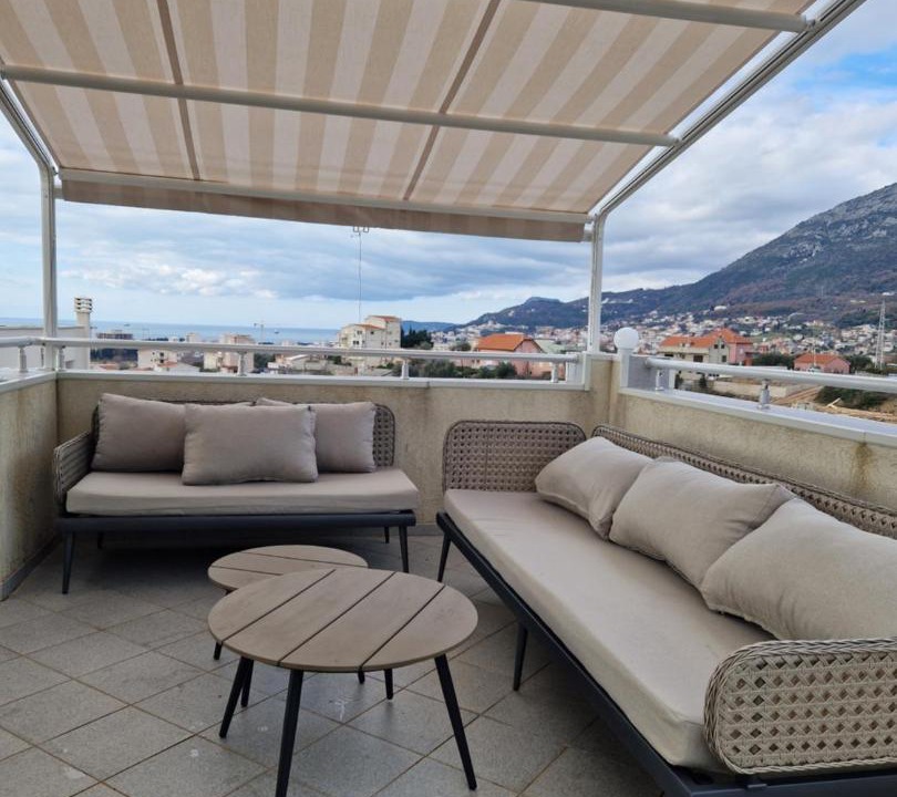 Photo of Patio Balcony in Burtaisi
