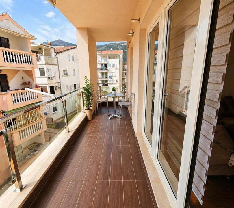 Photo of Patio Balcony in Maini