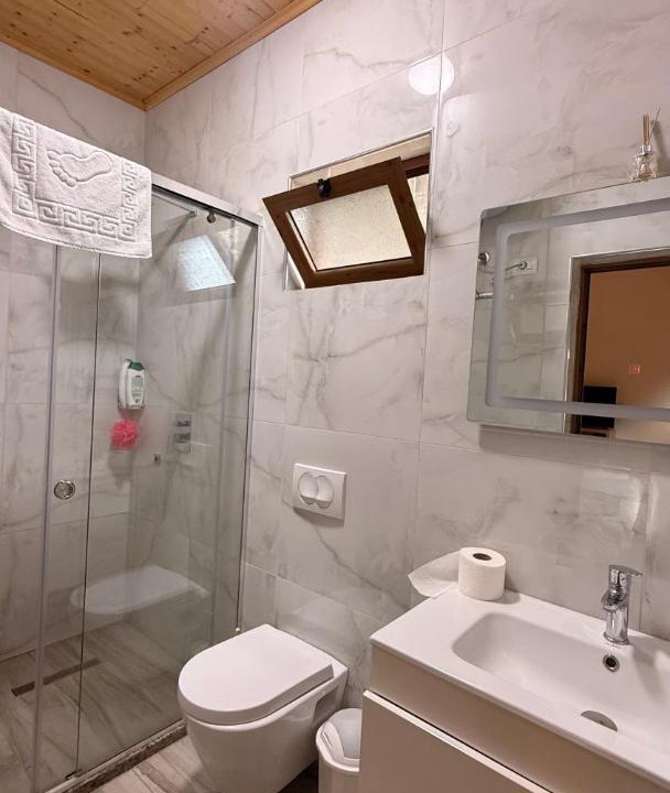 Photo of Bathroom in Tamare