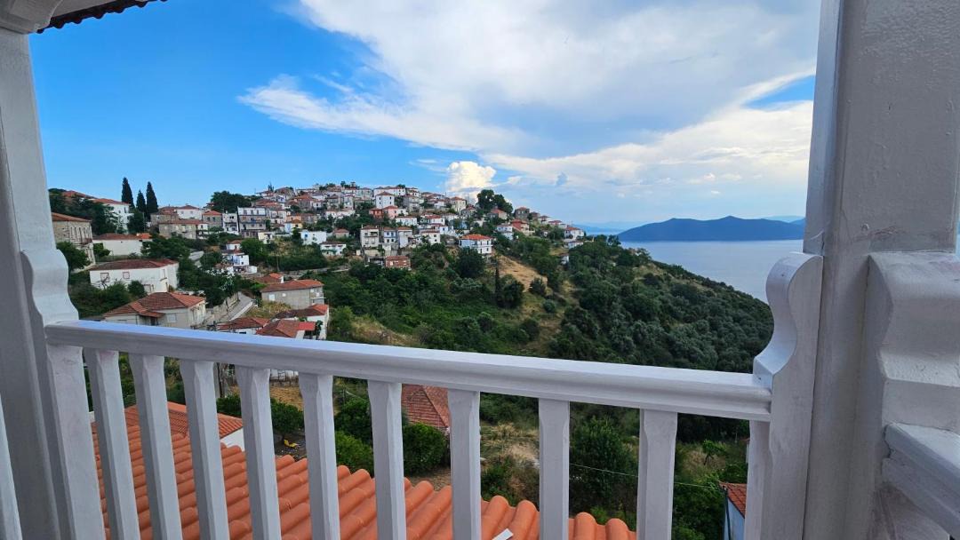 Photo of Patio Balcony in Trikeri