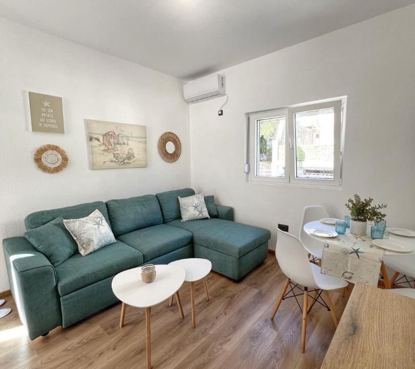 Photo of Livingroom in Prcanj