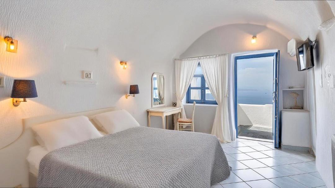 Photo of Others in Santorini