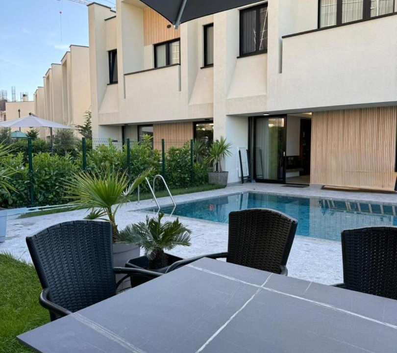 Photo of Patio Balcony in Golem
