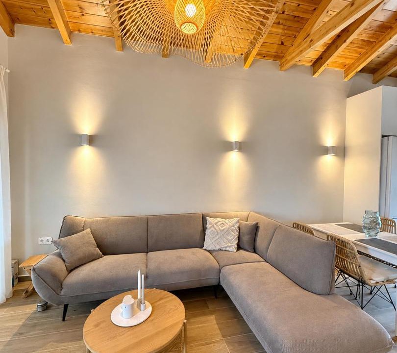 Photo of Livingroom in Melikia