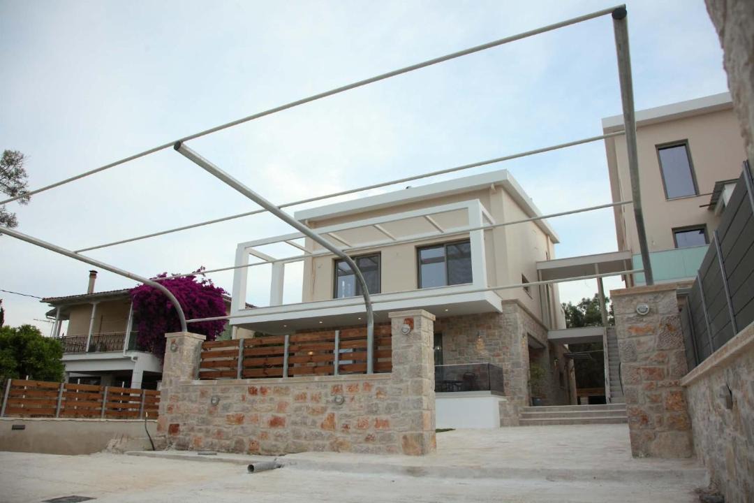 Photo of Others in Apolpaina