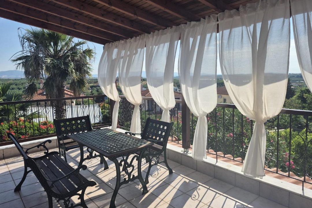 Photo of Patio Balcony in Flogita