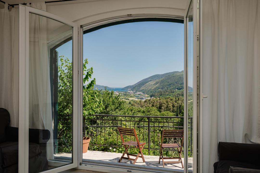 Photo of Patio Balcony in Grahovo