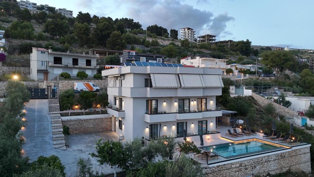 Photo of Others in Sarande