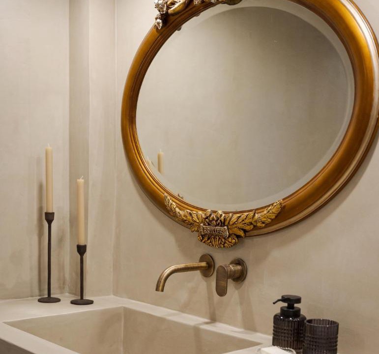 Photo of Bathroom in East Mani