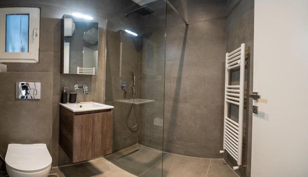 Photo of Bathroom in Athens City Centre