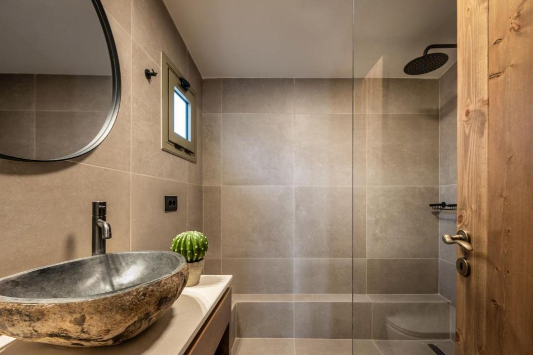 Photo of Bathroom in Pigadhakia