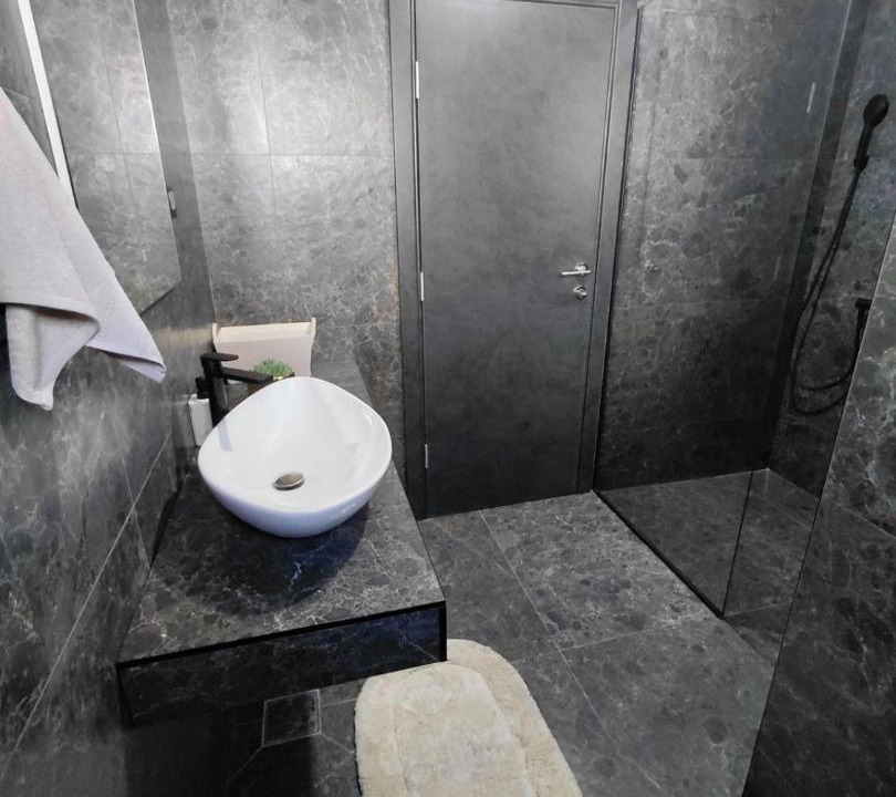 Photo of Bathroom in Zgrade