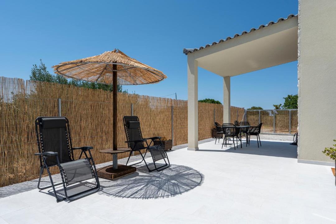 Photo of Patio Balcony in Tingaki