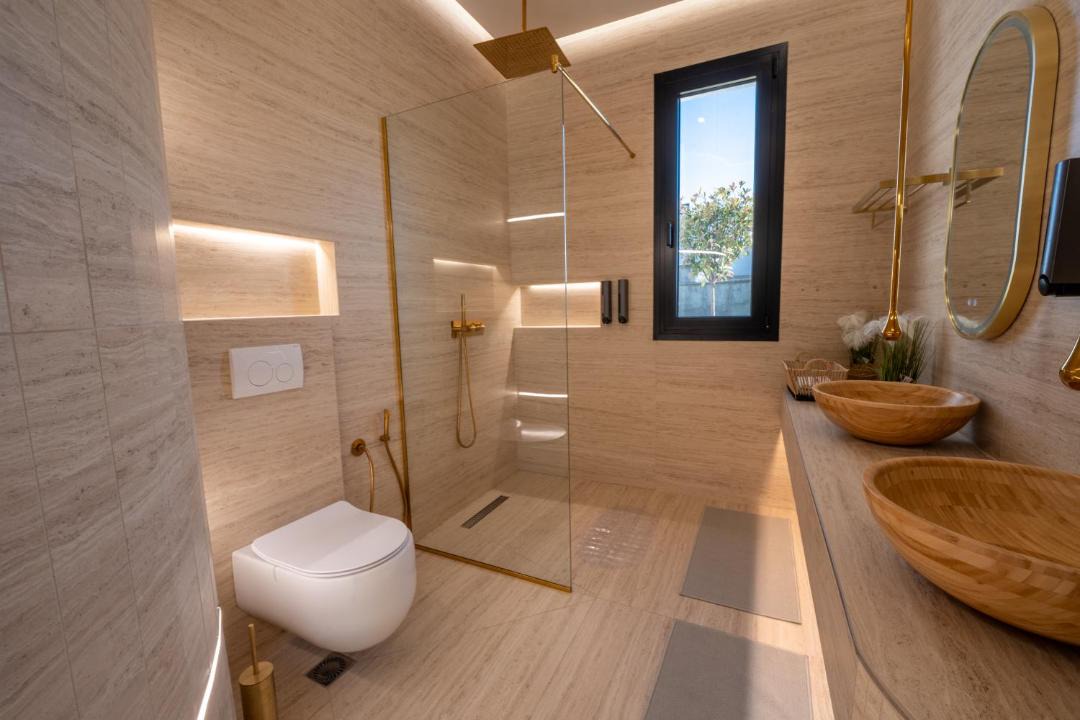 Photo of Bathroom in Rrushkull