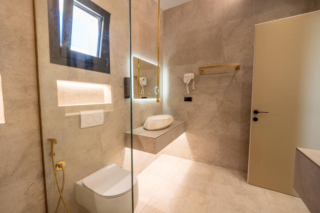 Photo of Bathroom in Rrushkull
