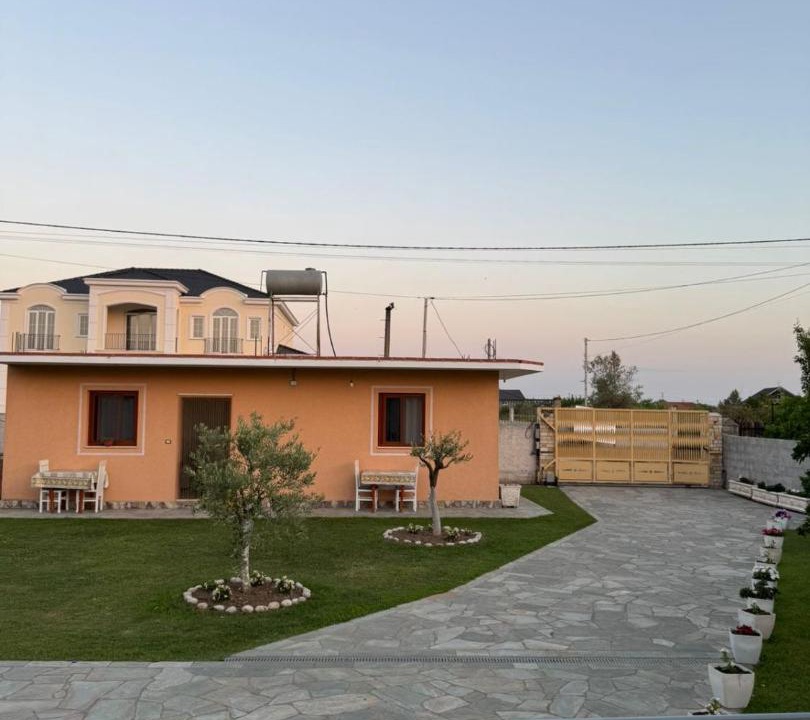 Photo of Others in Qerek