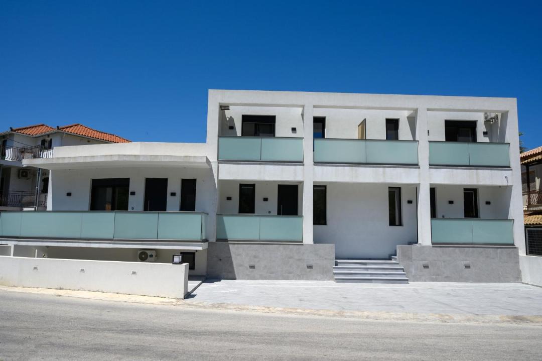 Photo of Others in Limni Keri