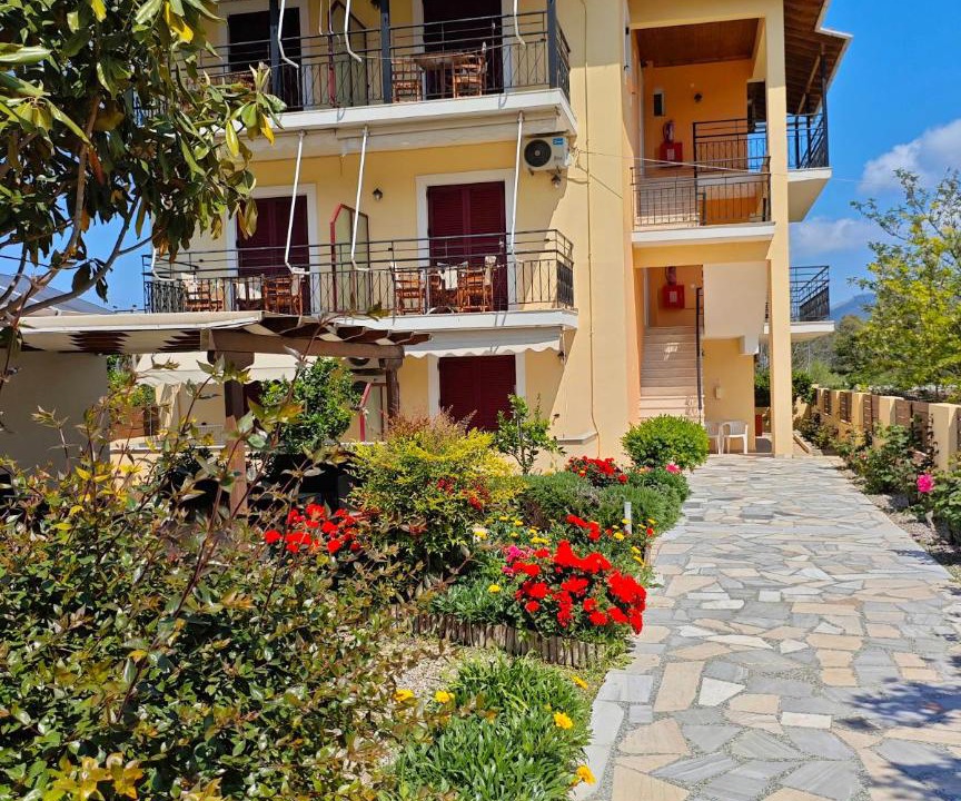 Photo of Others in Lygia