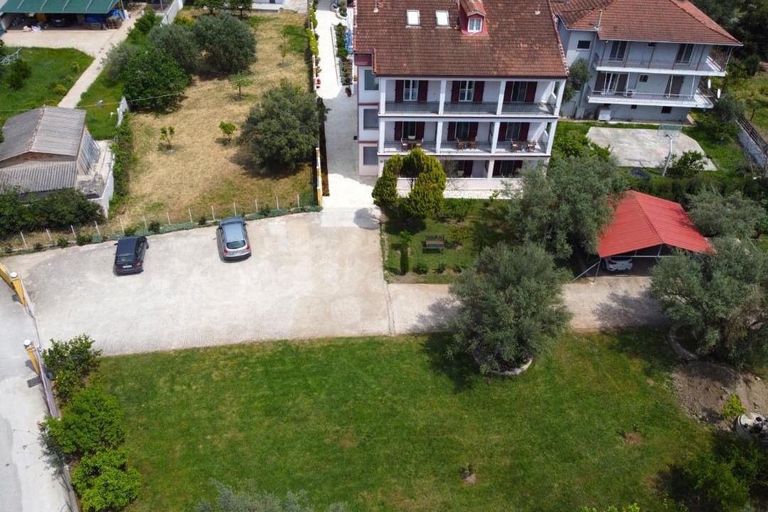 Photo of Others in Lygia