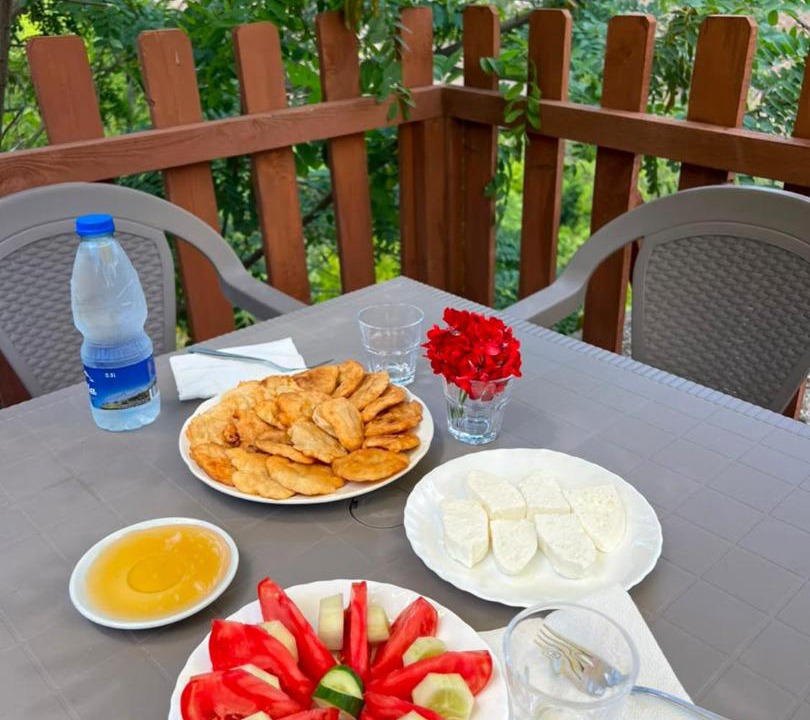 Photo of Others in Sakës