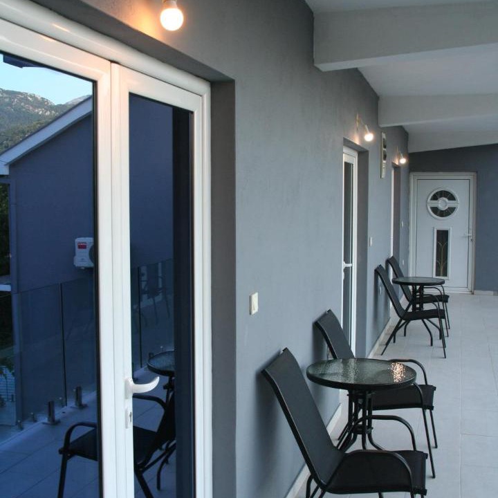 Photo of Patio Balcony in Glavati