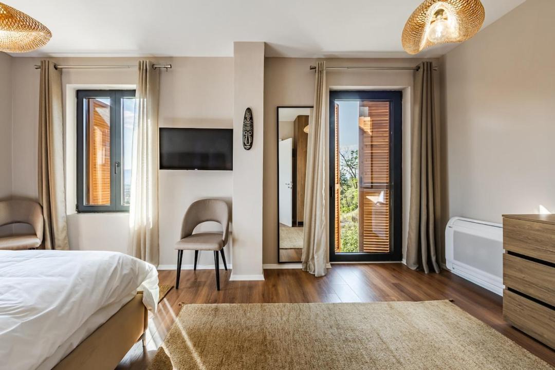 Photo of Bedroom in Korce
