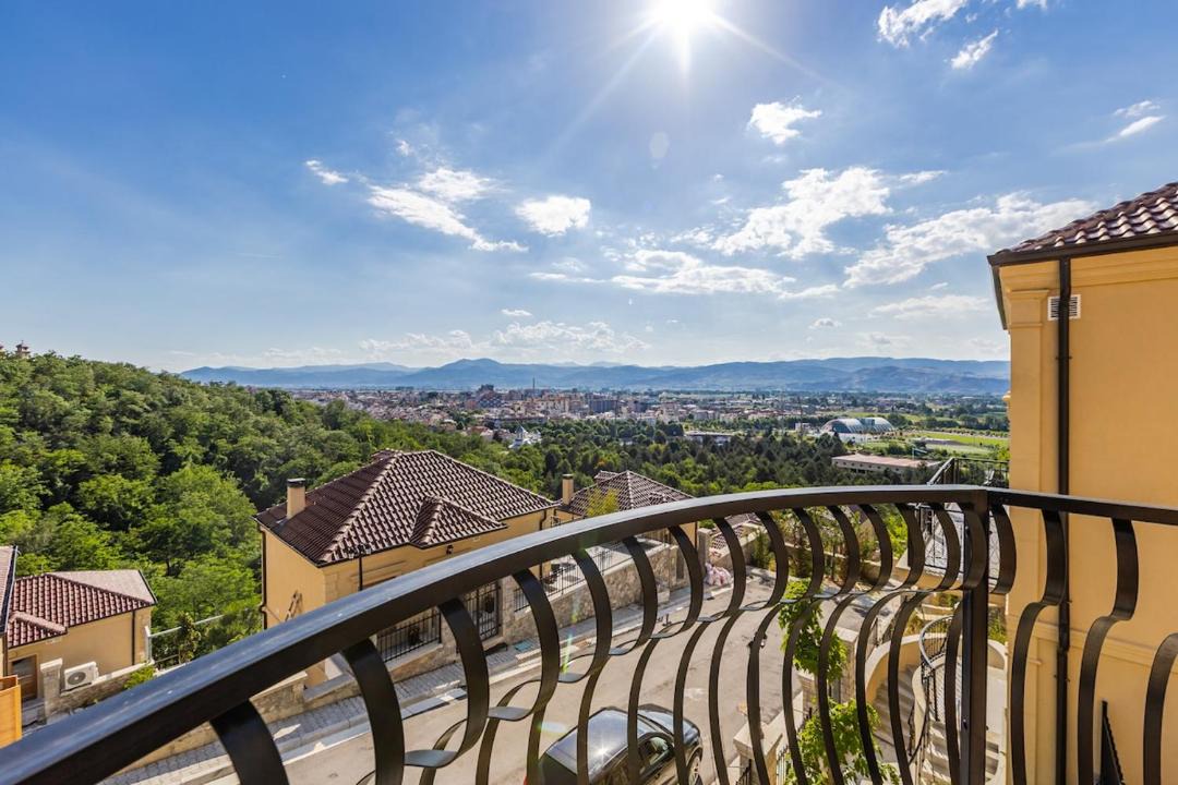 Photo of Patio Balcony in Korce