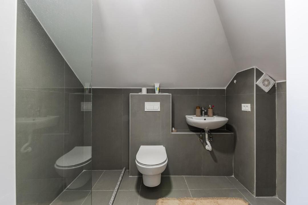 Photo of Bathroom in Korce