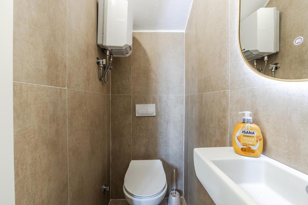 Photo of Bathroom in Korce