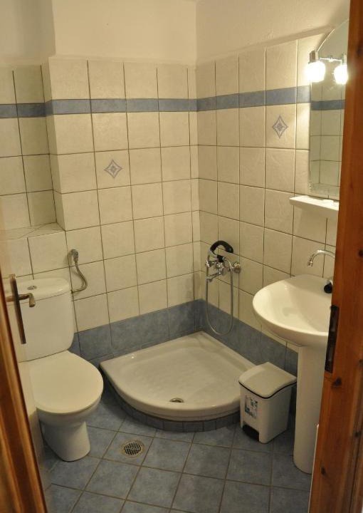 Photo of Bathroom in Sarakiniko