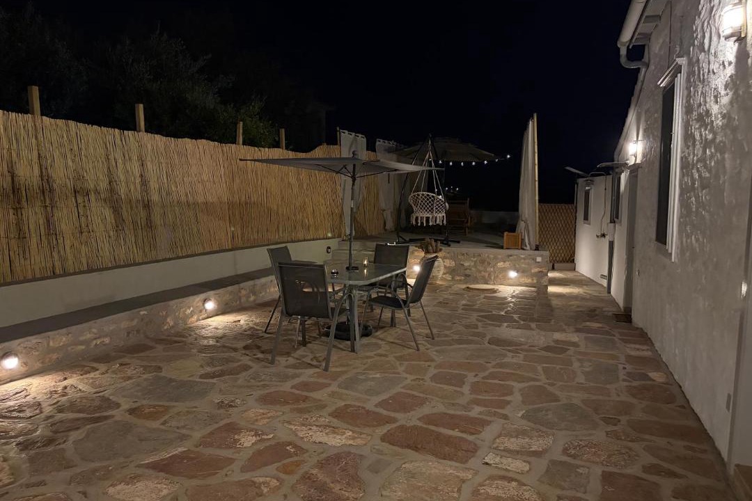 Photo of Patio Balcony in Idhra