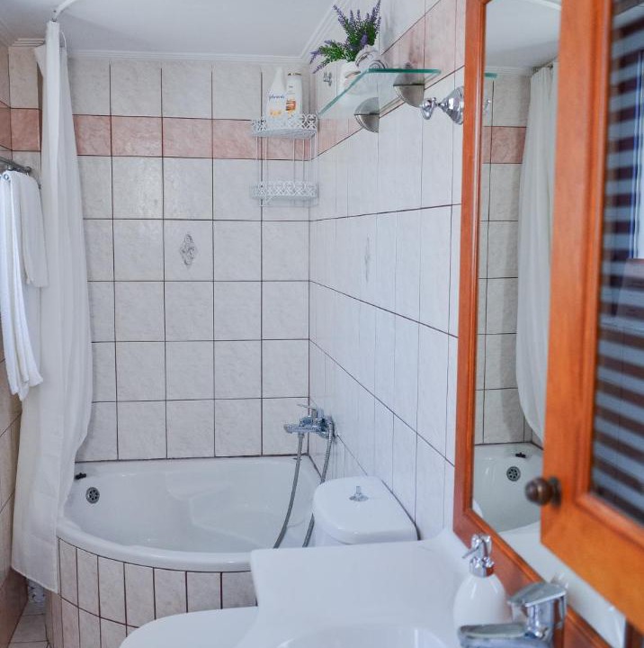 Photo of Bathroom in Kontos