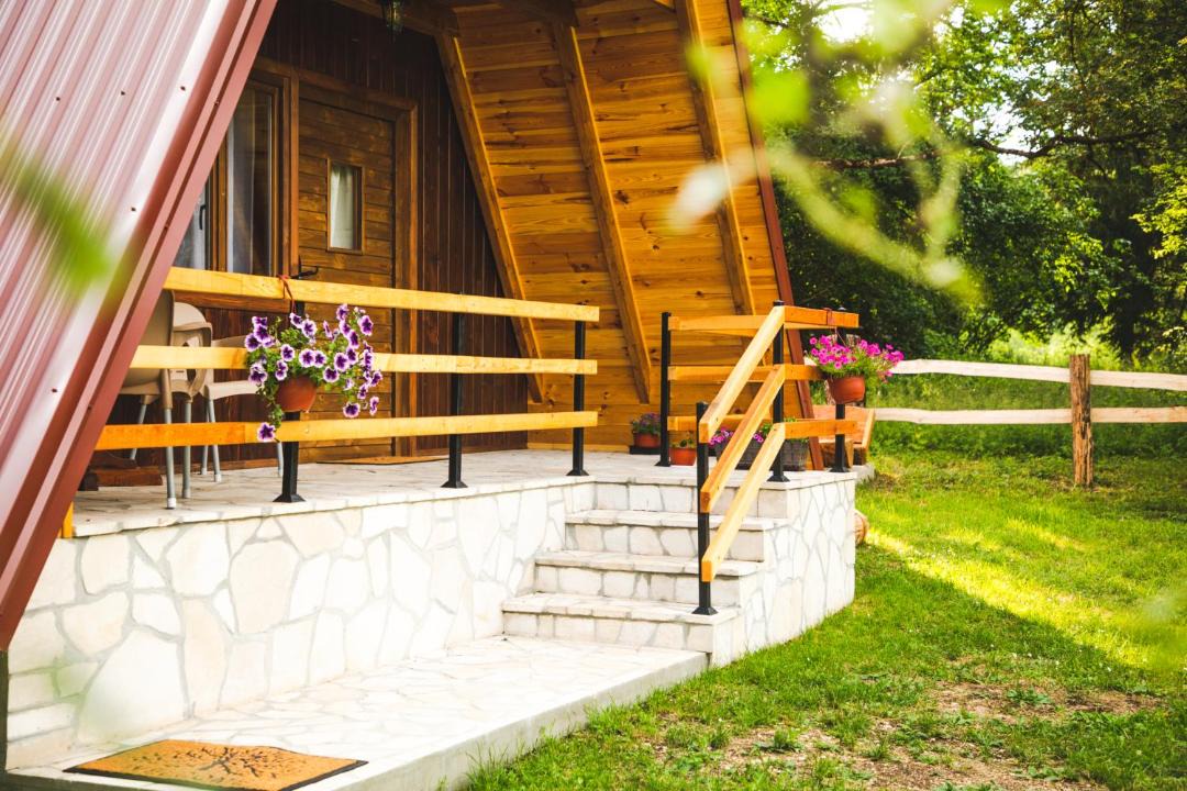 Photo of Others in Poscenje